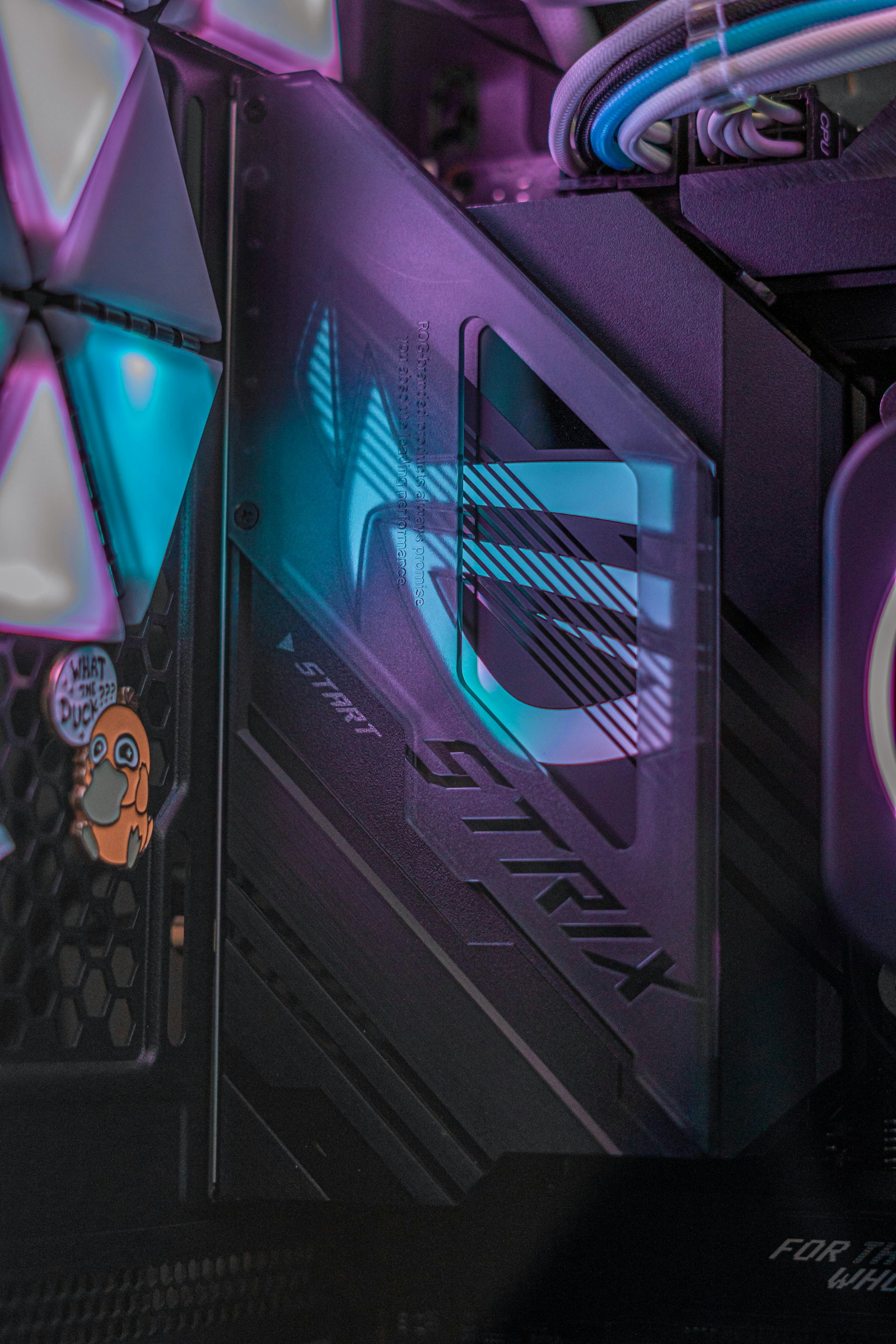 PC gamer con iluminación RGB