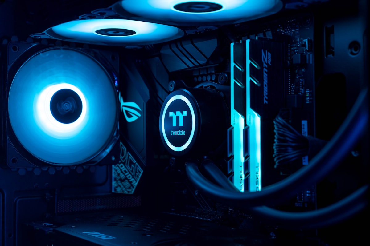 RTX 4060 vs RX 7600: cual conviene en Argentina en 2026