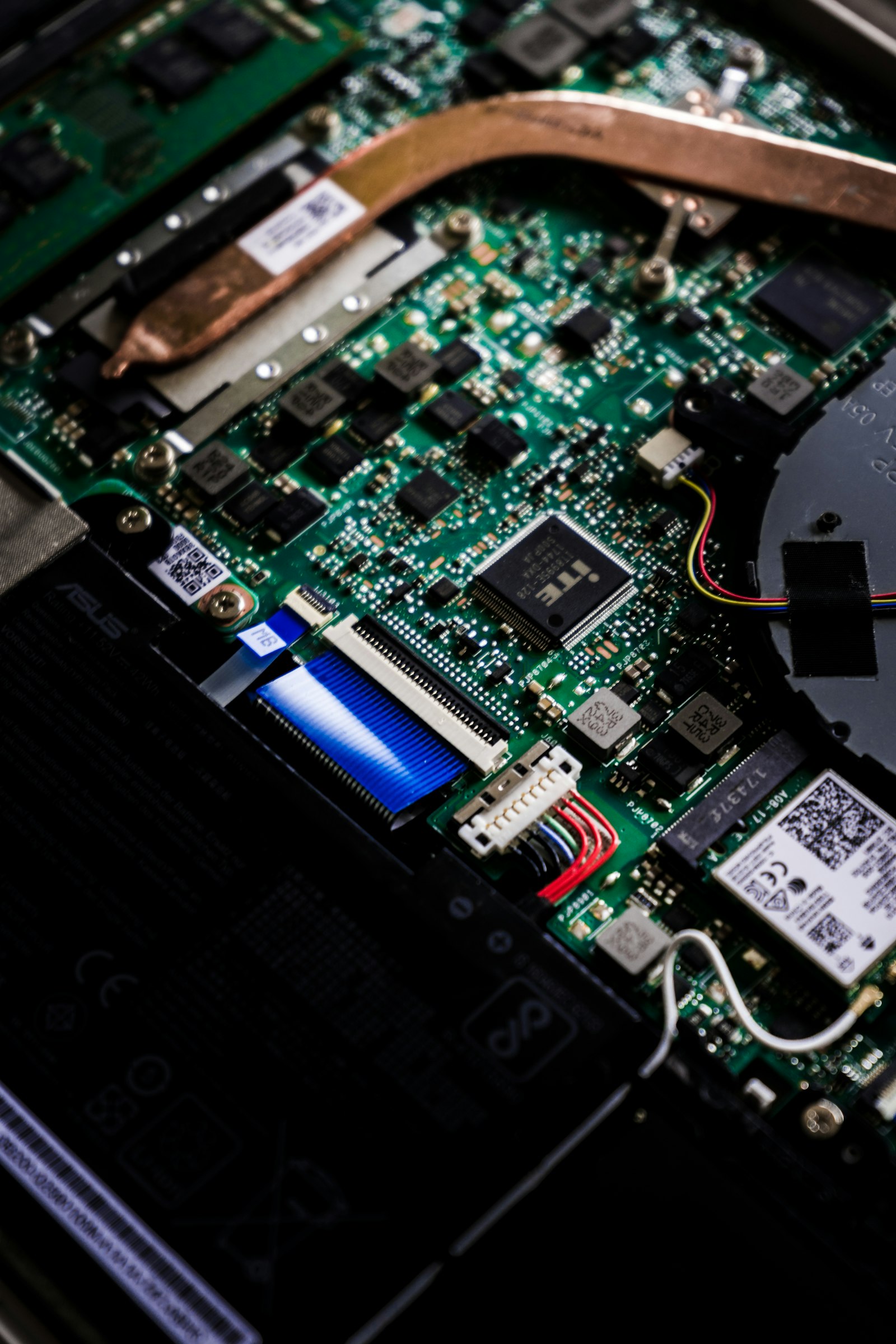 AMD Ryzen 9 9950X3D y 9900X3D: qué cambia frente a la serie 7000X3D